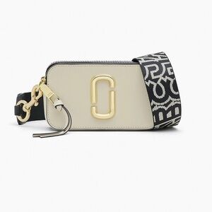 Marc Jacob’s Purse, The Snapshot